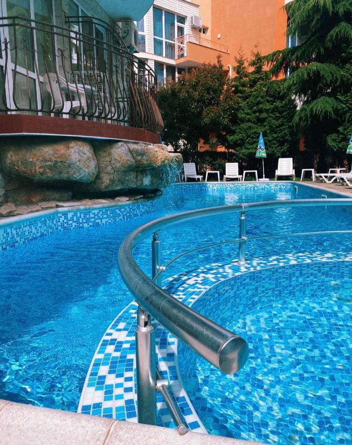 Hotel Dolphin Ravda Exteriér fotografie
